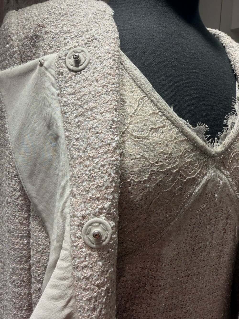 St. John Sparkly Beige Tweed Mini Dress + Jacket Set - Picture 6 of 6
